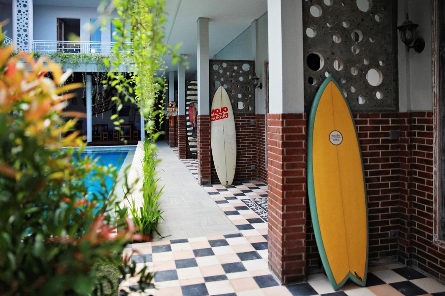Mojosurf Camp Canggu Exterior foto