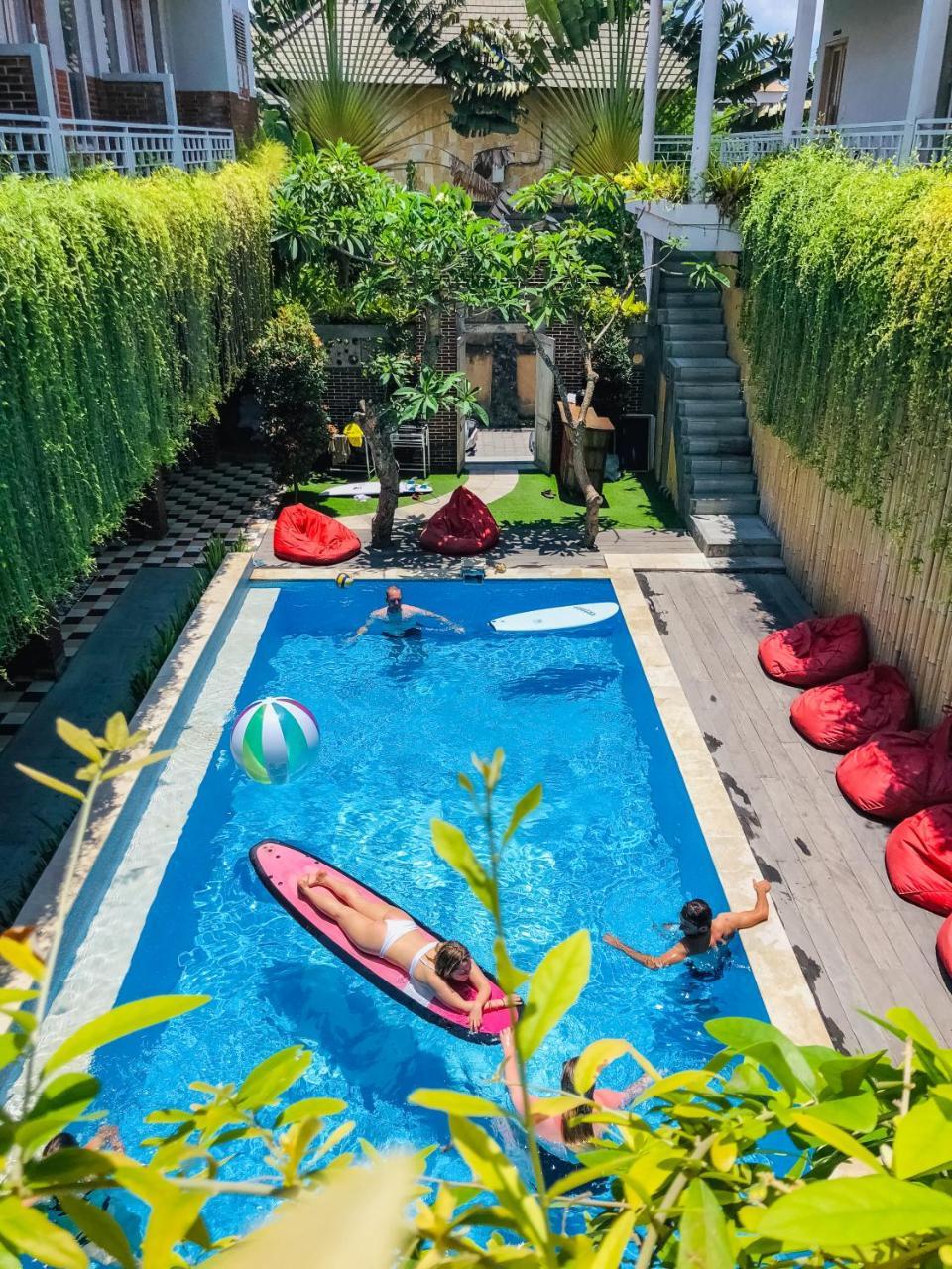 Mojosurf Camp Canggu Exterior foto
